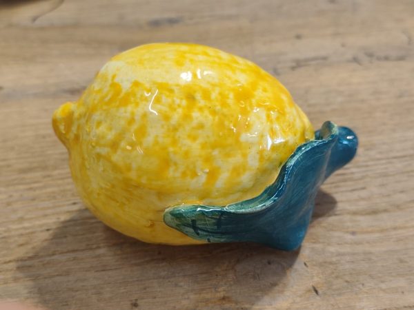 Decorative lemon